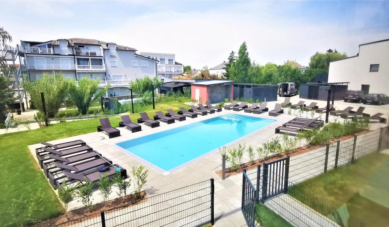 Spa Residenz Neusiedl Appartments Neusiedl am See Exteriör bild