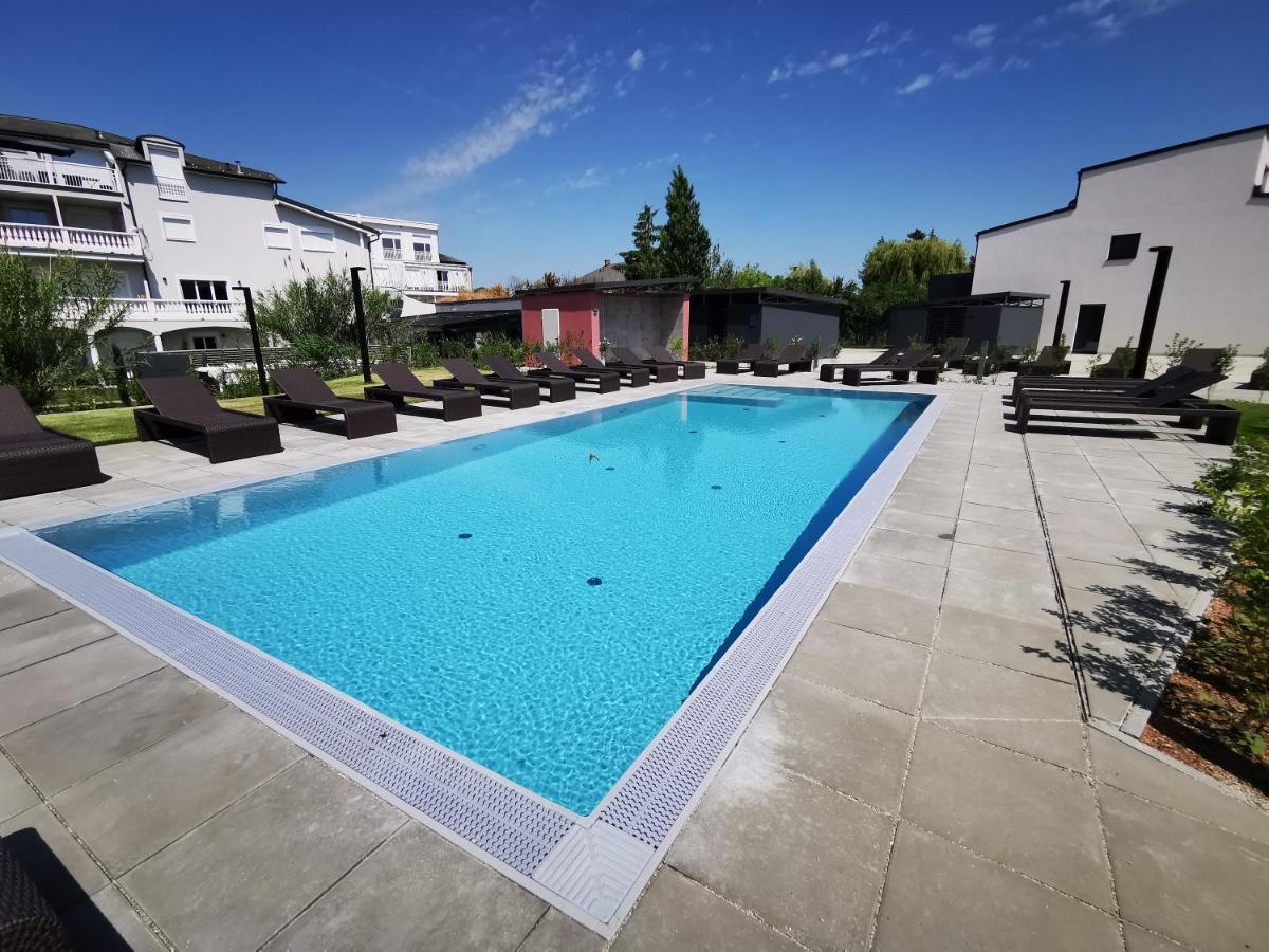 Spa Residenz Neusiedl Appartments Neusiedl am See Exteriör bild